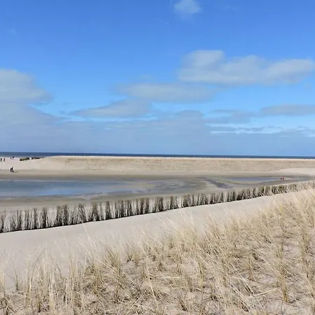 Kemping Tenthuisje In Het Groen, Met Eigen Badkamer